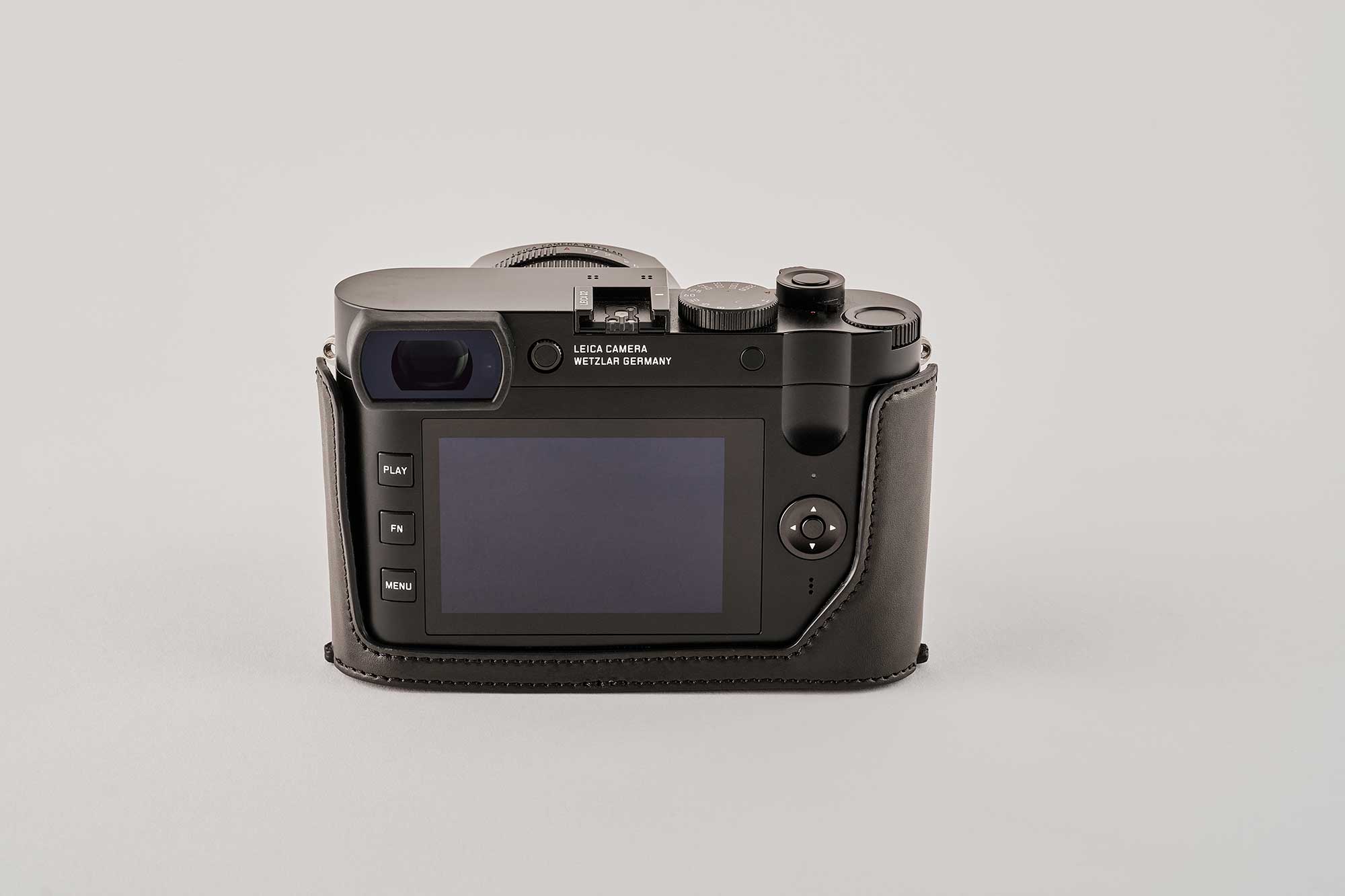 Leica Q2 Half Case (open version)