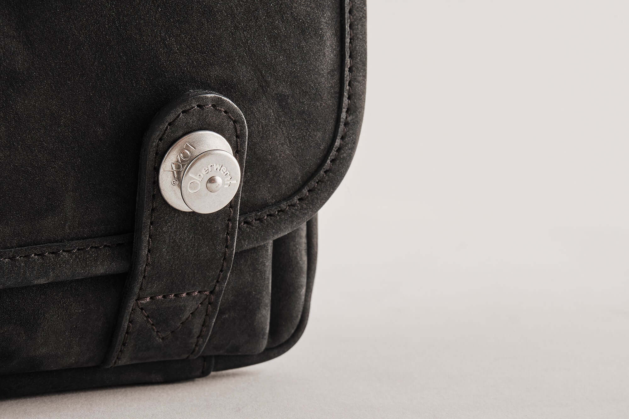 The Q Bag Nubuk Edition - Leica Q3 bag !Trade Fair Goods!